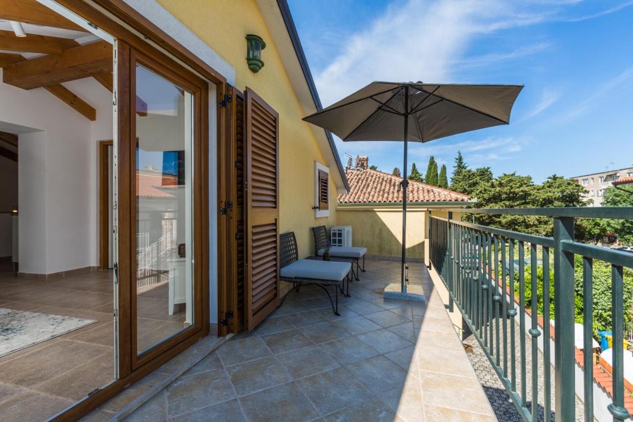 Apartments Agata Novigrad Istria Eksteriør bilde