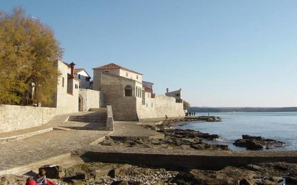 Apartments Agata Novigrad Istria Eksteriør bilde
